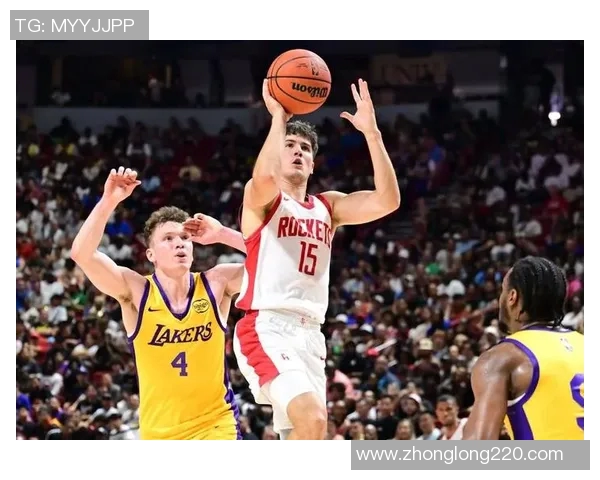 夏季联赛火箭队与蓝网队激战正酣球迷期待精彩对决 夏季联赛火箭队与蓝网队激战正酣球迷期待精彩对决