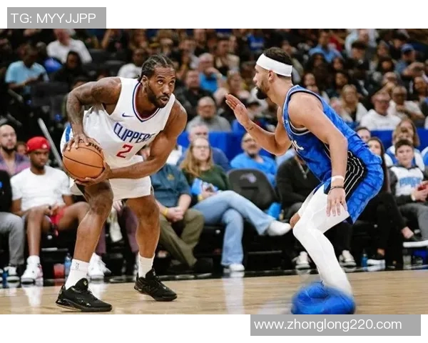 快船与76人全场激战回顾球星对决精彩瞬间盘点 快船与76人全场激战回顾球星对决精彩瞬间盘点